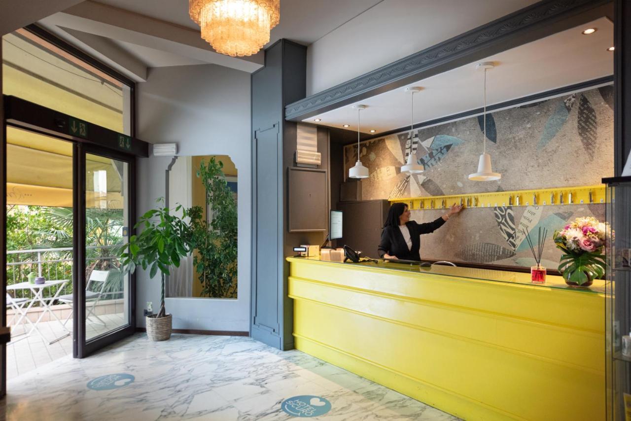 Roma Hotel 3*